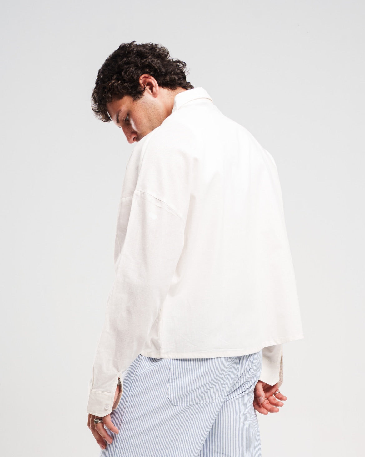 WHITE LONG SLEEVE LINEN SHIRT