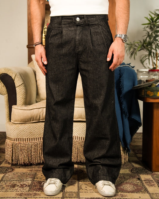 RAW BLACK DOUBLE PLEATED JEANS