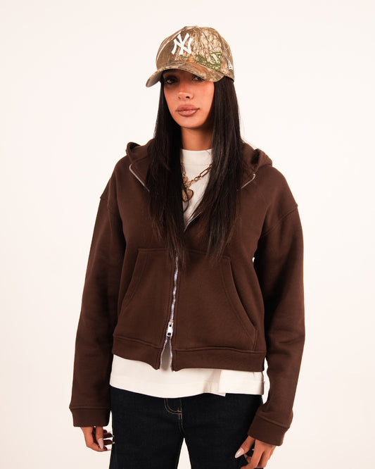 BROWN ESSENTIAL ZIP UP