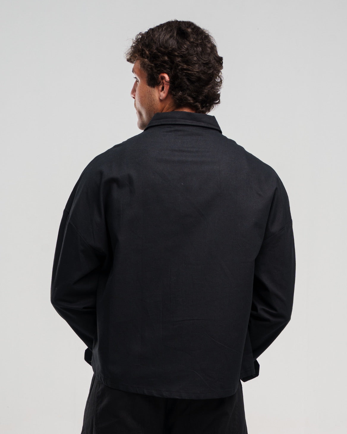 BLACK LONG SLEEVE LINEN SHIRT