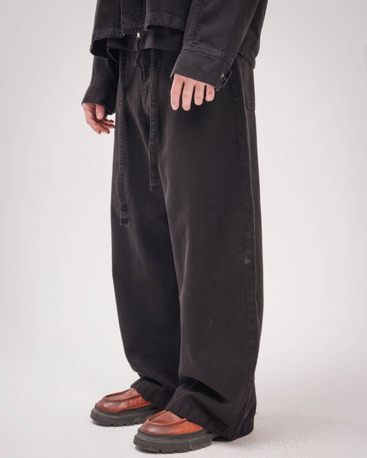 BLACK UNISEX SUPER BAGGY JEANS