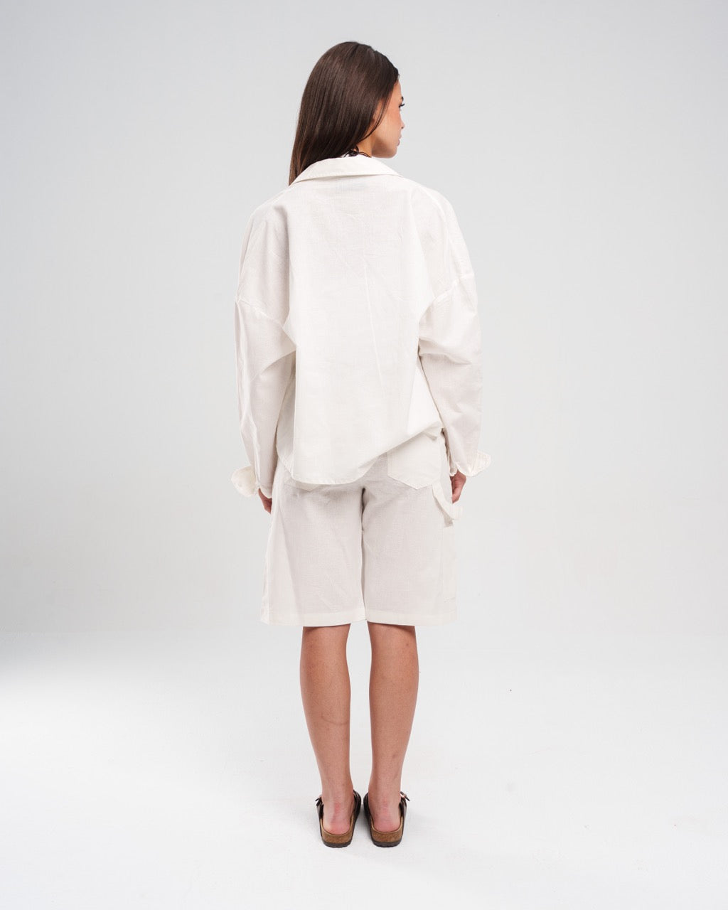 WHITE LINEN SHORT