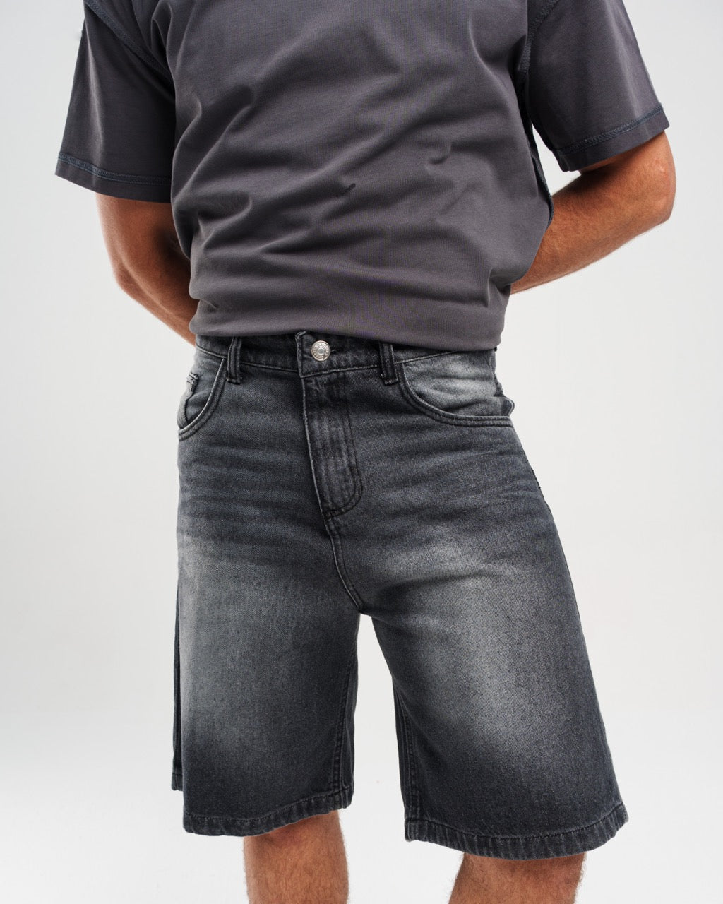 WASHED BLACK DENIM JORTS