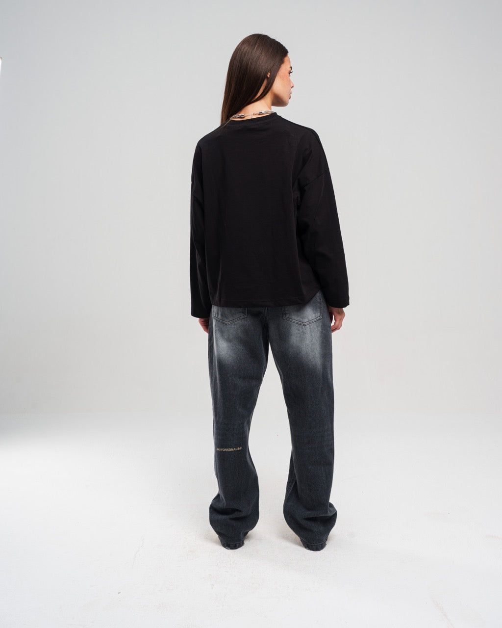 WASHED BLACK REGULAR JEANS