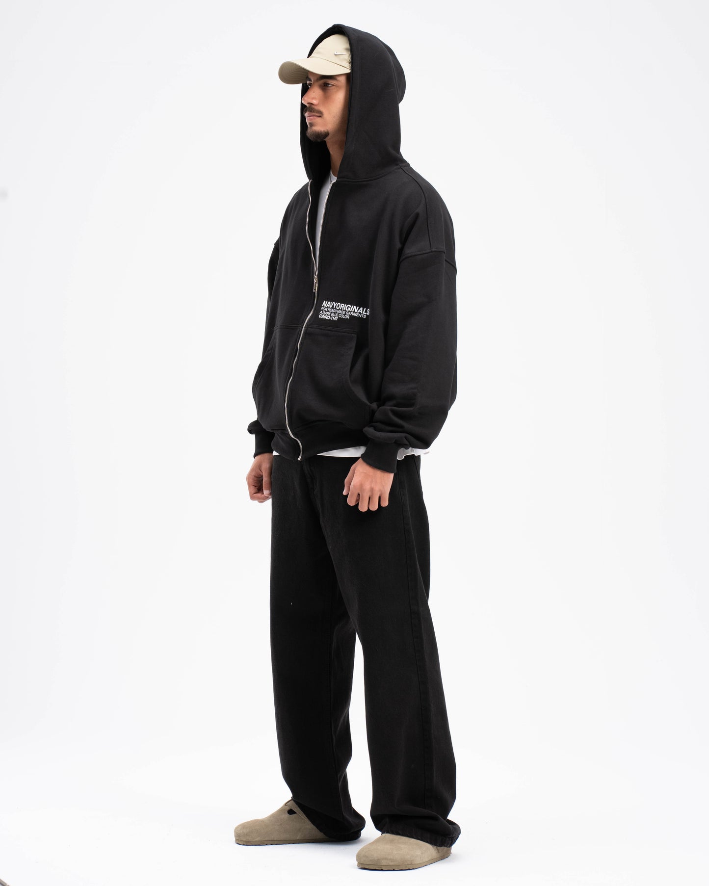 BLACK ZIP UP