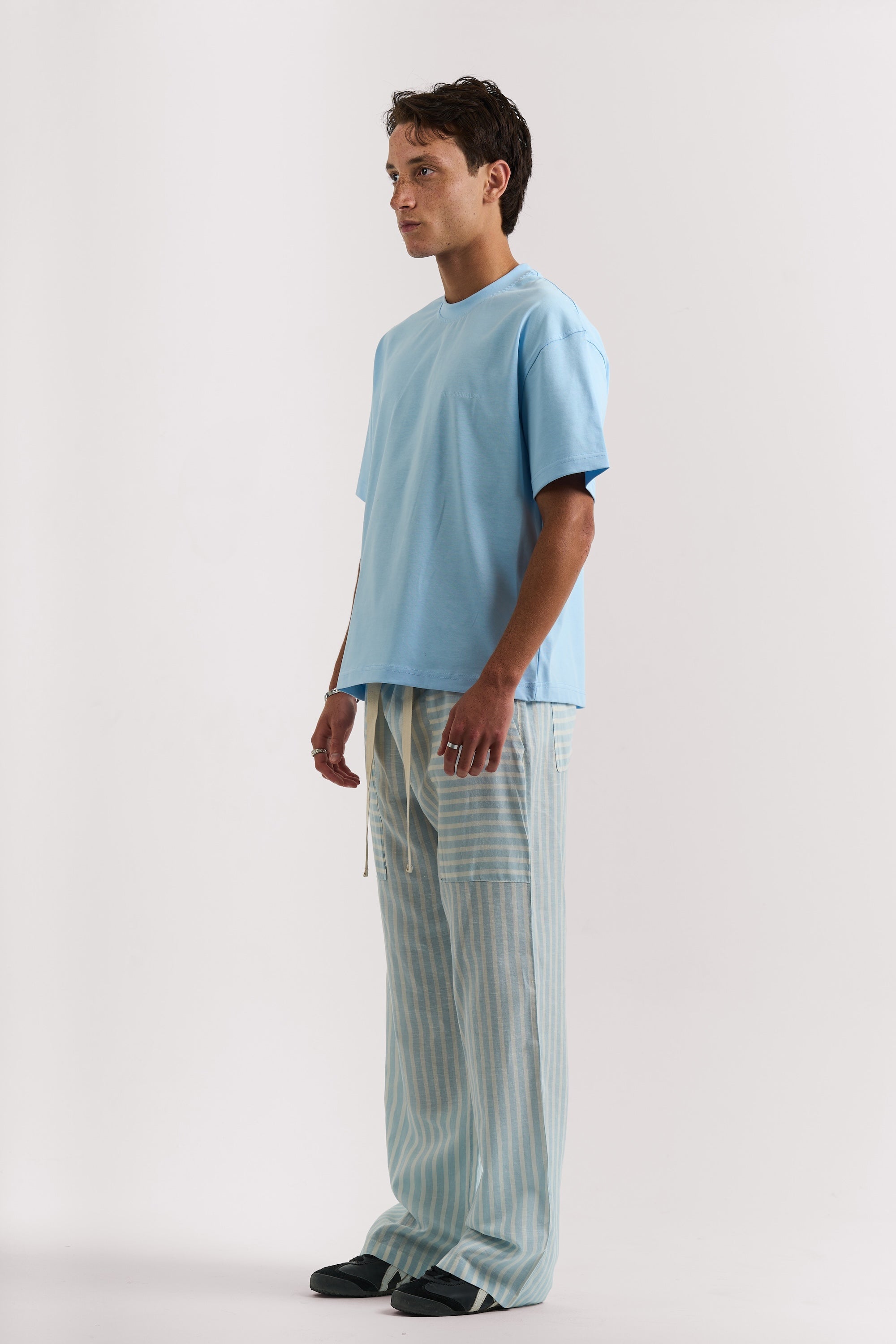 SKY BLUE BASIC T-SHIRT