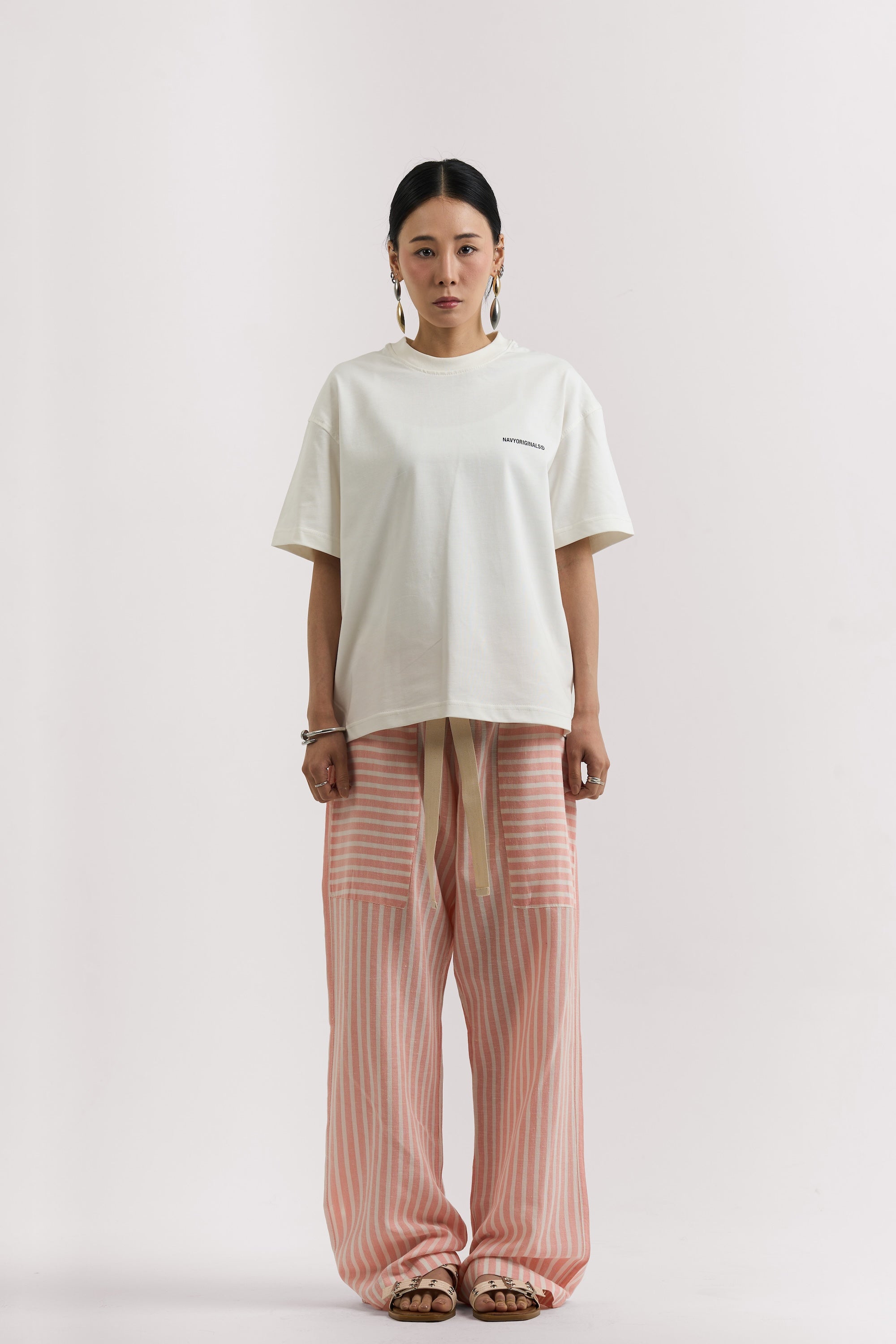 WHITE BASIC T-SHIRT