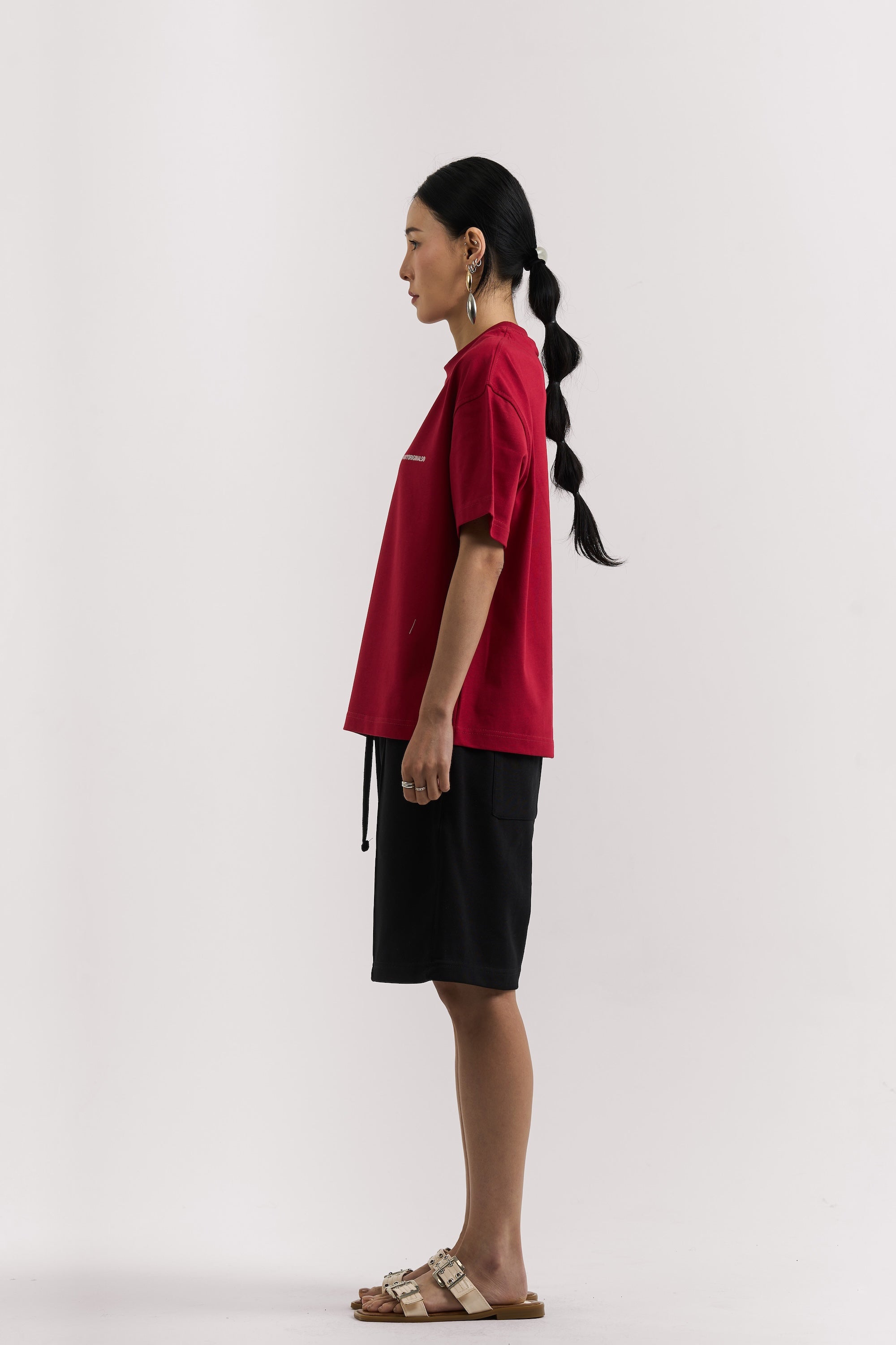 BURGUNDY BASIC T-SHIRT