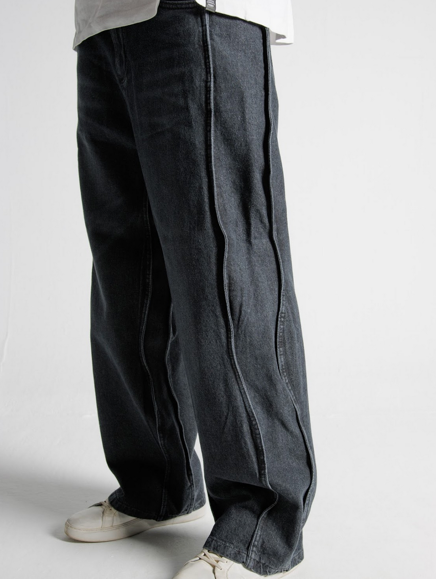 010 BLACK UNISEX WAVY JEANS