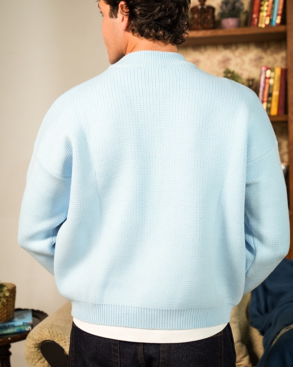 BABY BLUE ESSENTIAL KNIT SWEATER