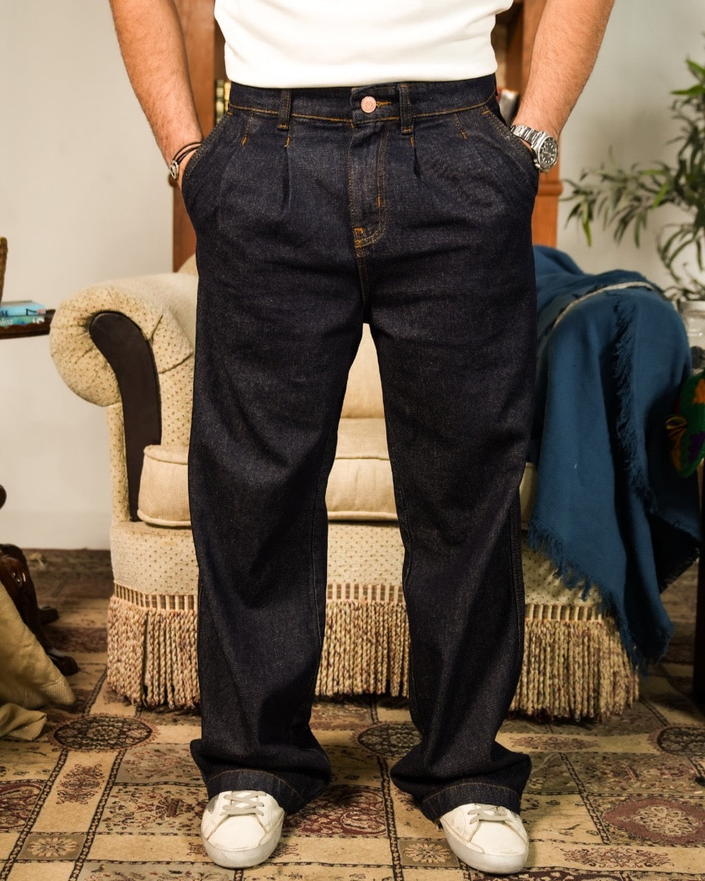 RAW BLUE DOUBLE PLEATED JEANS