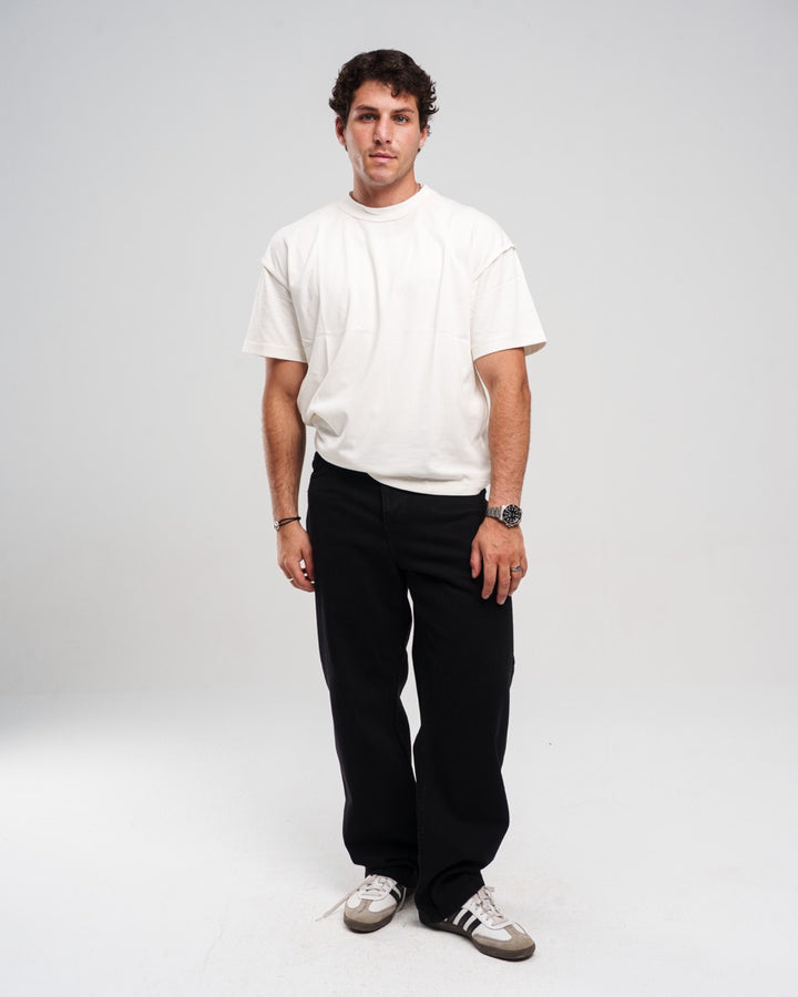 BLACK REGULAR JEANS