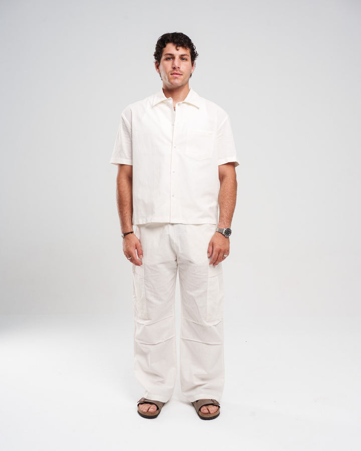 WHITE SHORT SLEEVE SHIRT