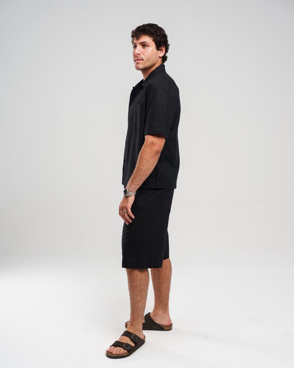 BLACK SHORT SLEEVE SHIRT