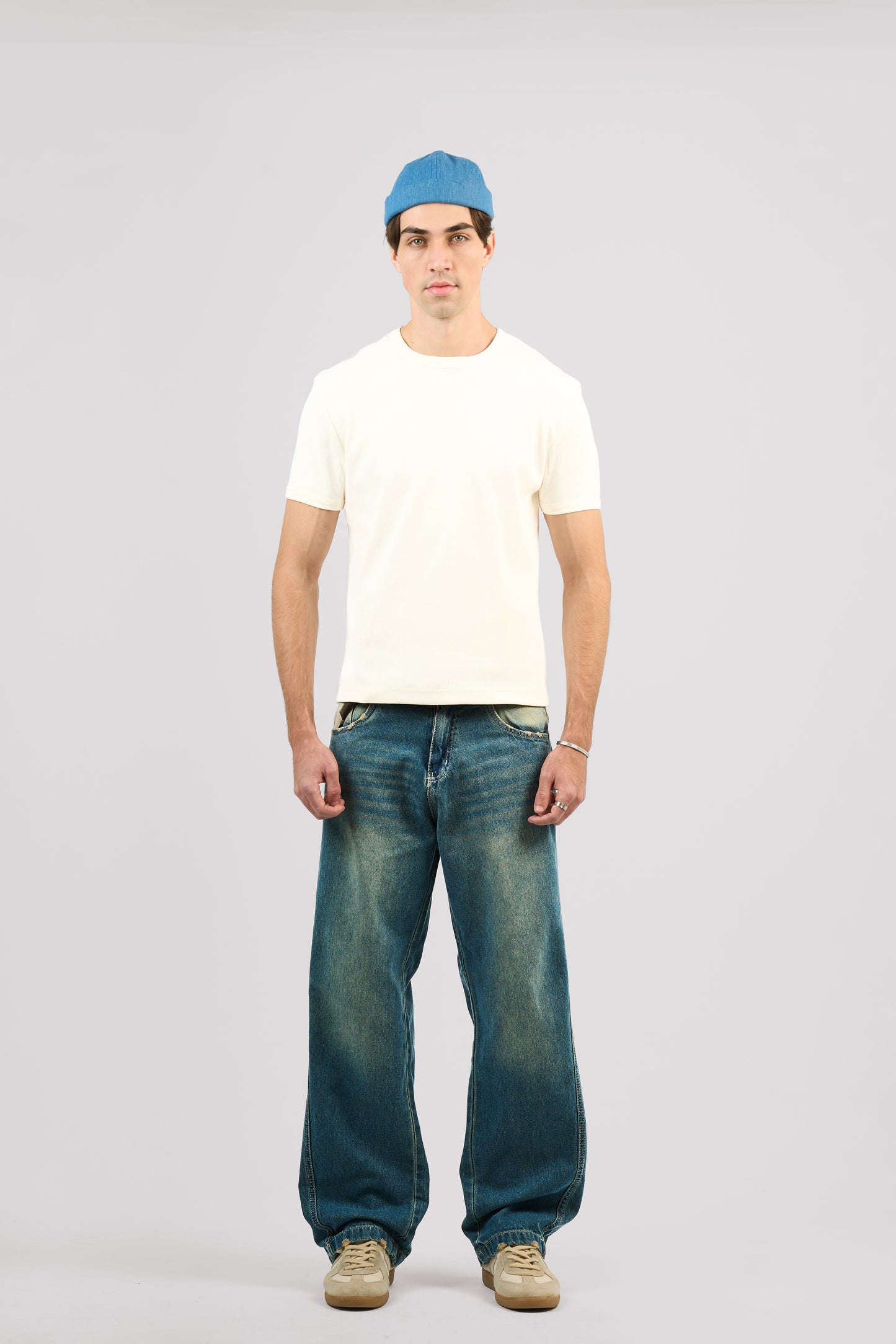 WHITE SHORT SLEEVE RIBBED TSHIRT