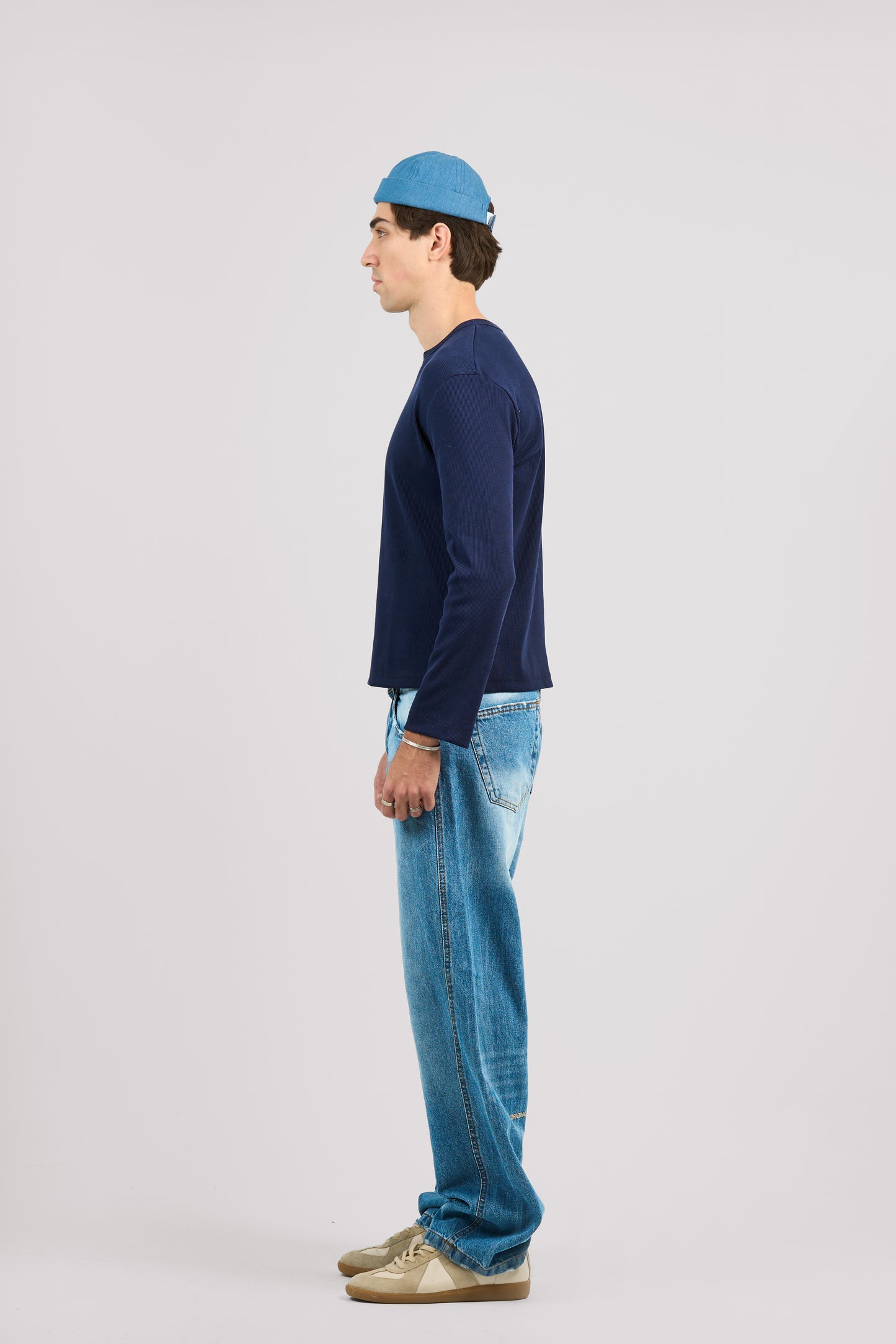 NAVY LONG SLEEVE RIBBED TSHIRT
