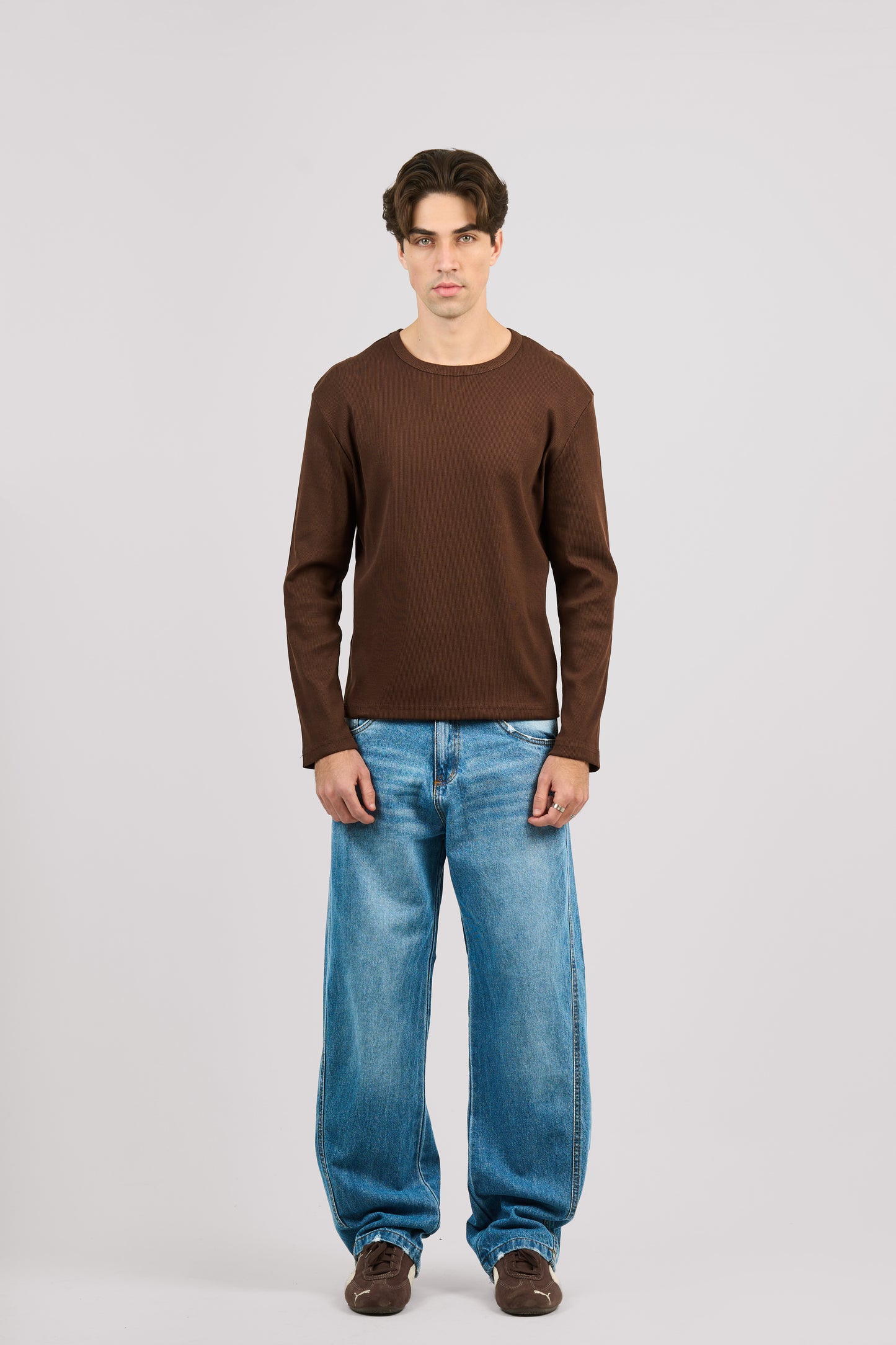 BROWN LONG SLEEVE RIBBED TSHIRT