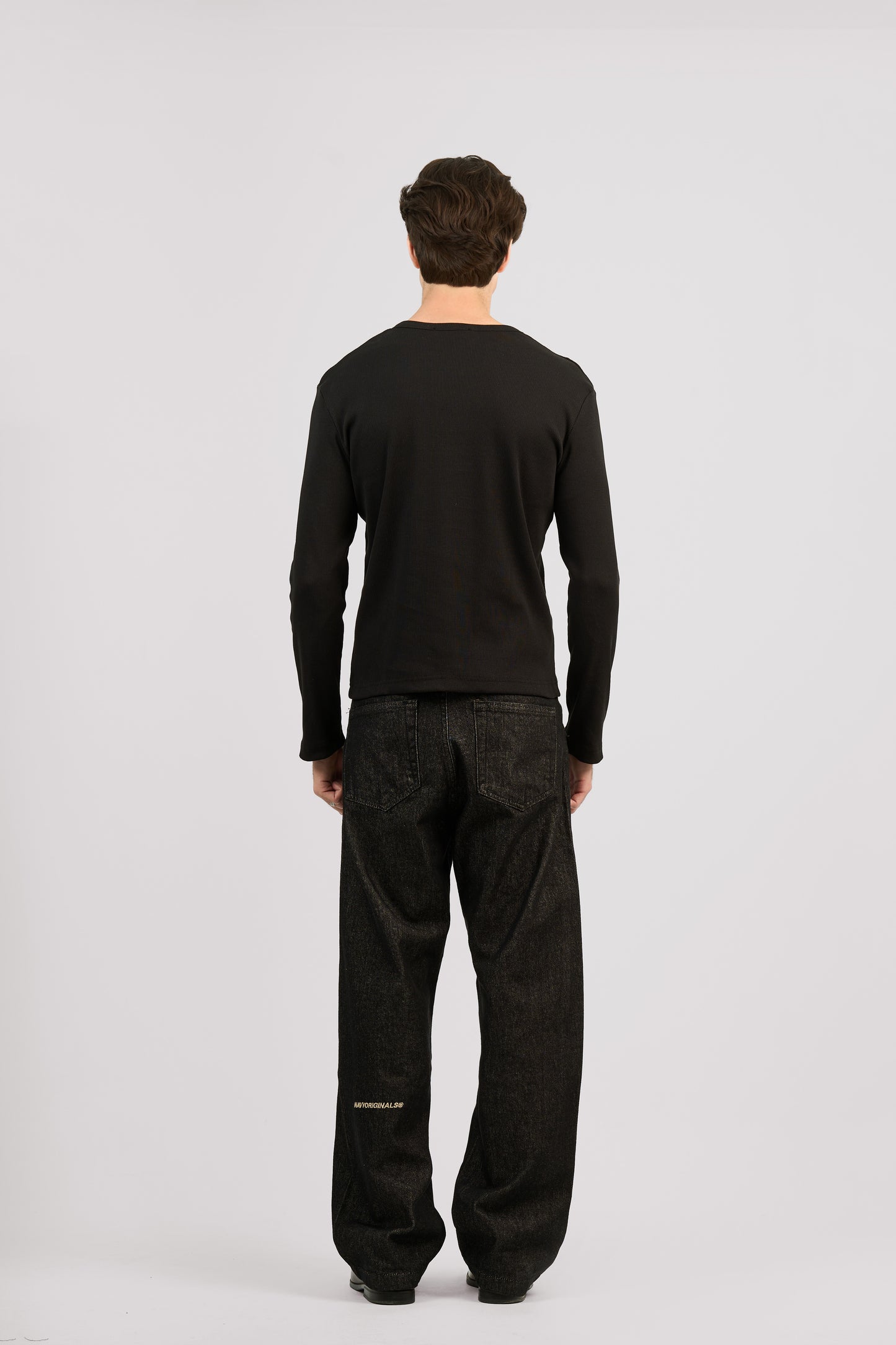 BLACK LONG SLEEVE RIBBED TSHIRT