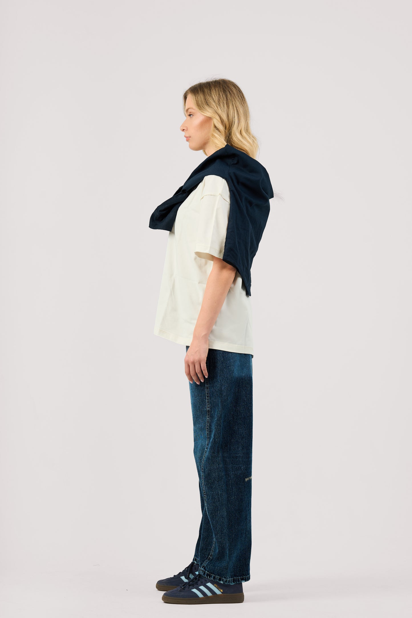 DARK BLUE BALLOON JEANS