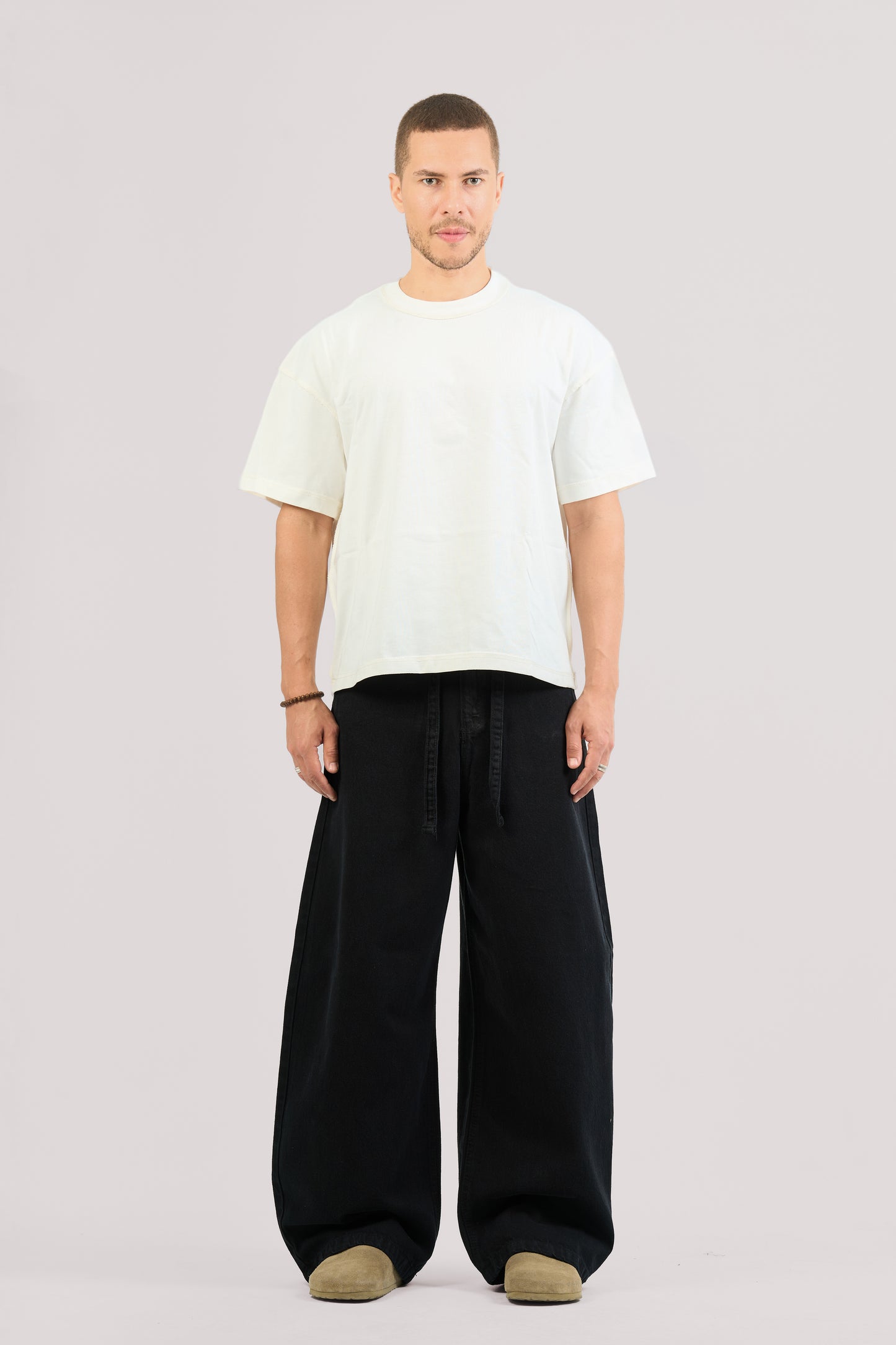 PITCH BLACK SUPER BAGGY JEANS