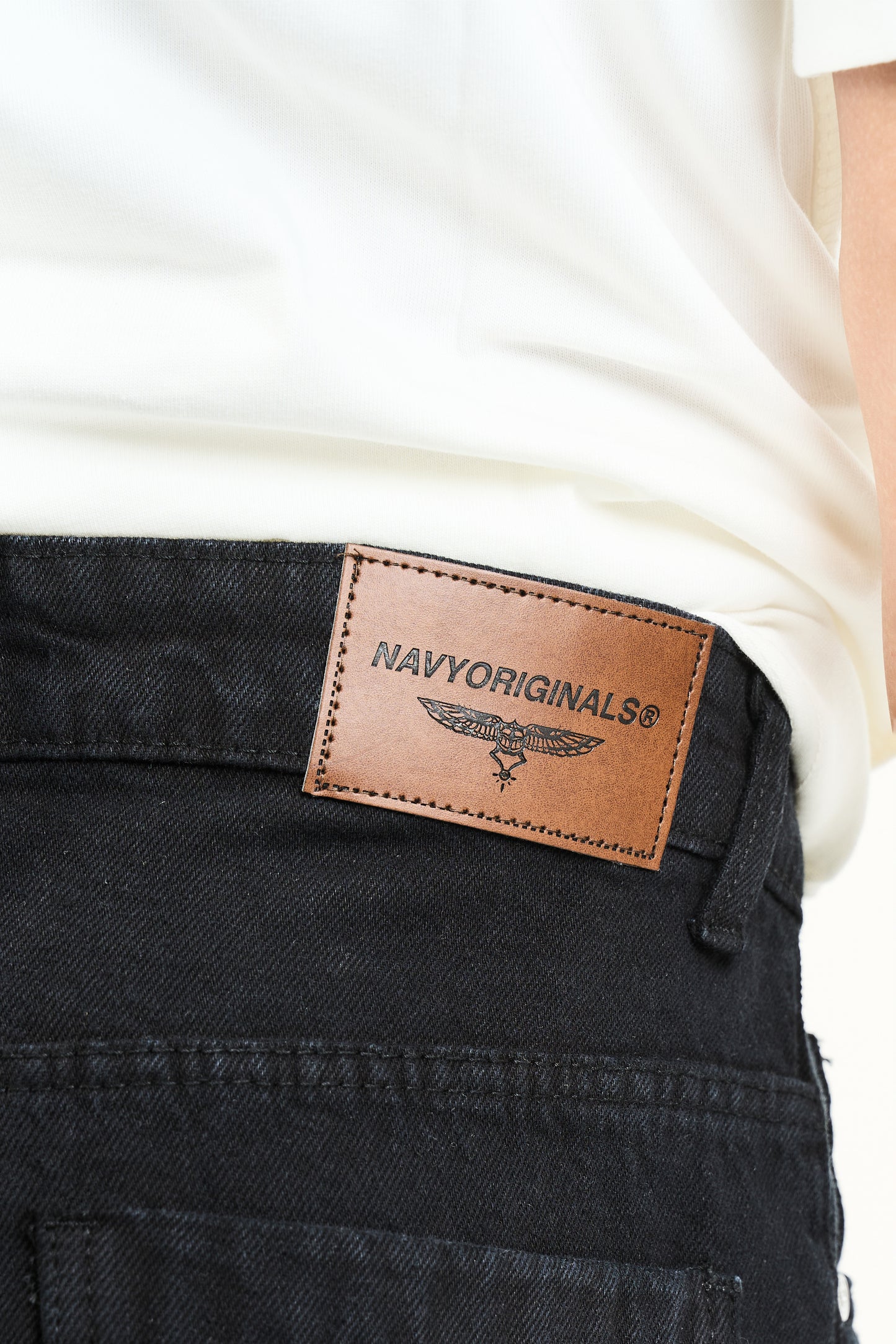 PITCH BLACK SUPER BAGGY JEANS