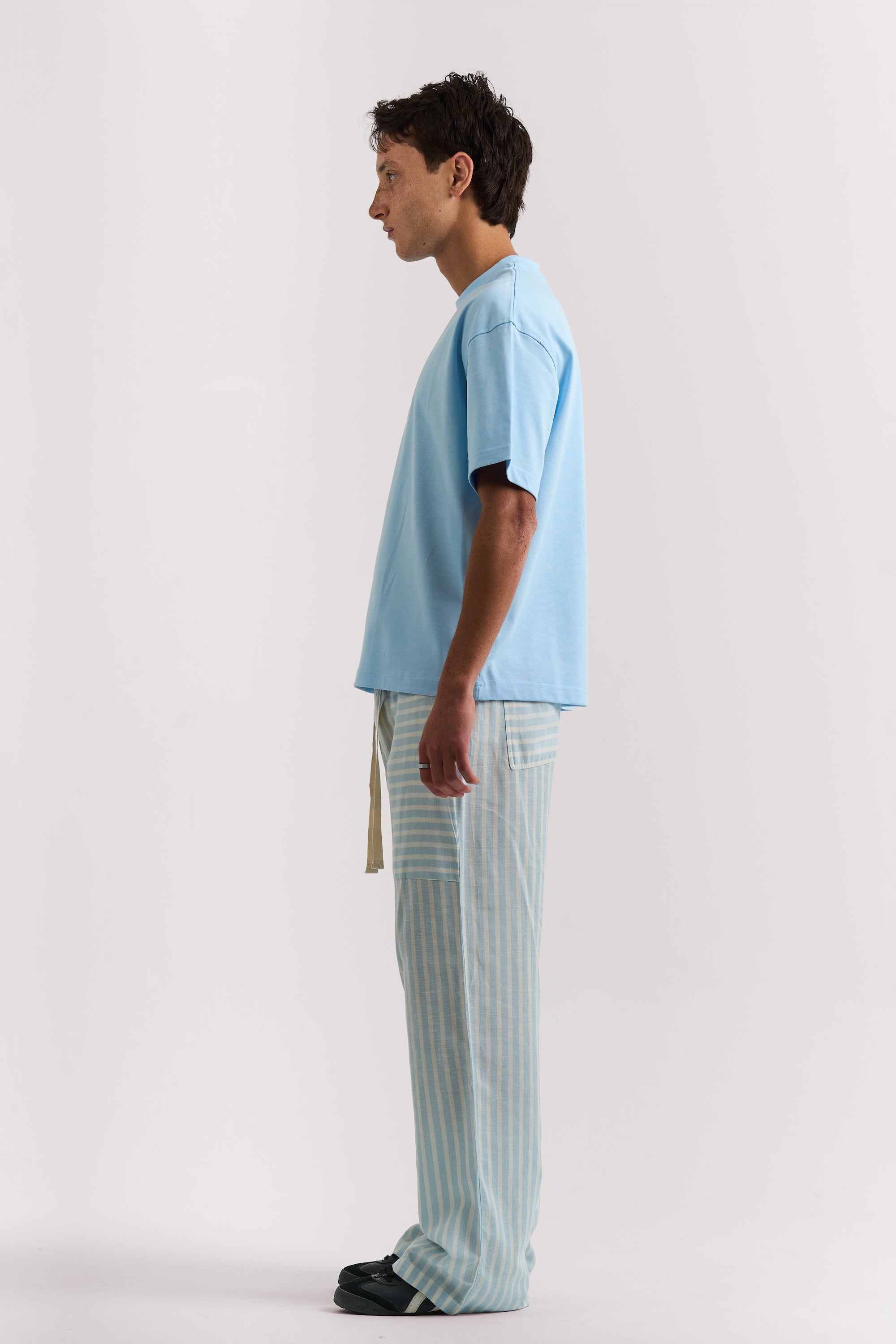 SKY BLUE BASIC T-SHIRT