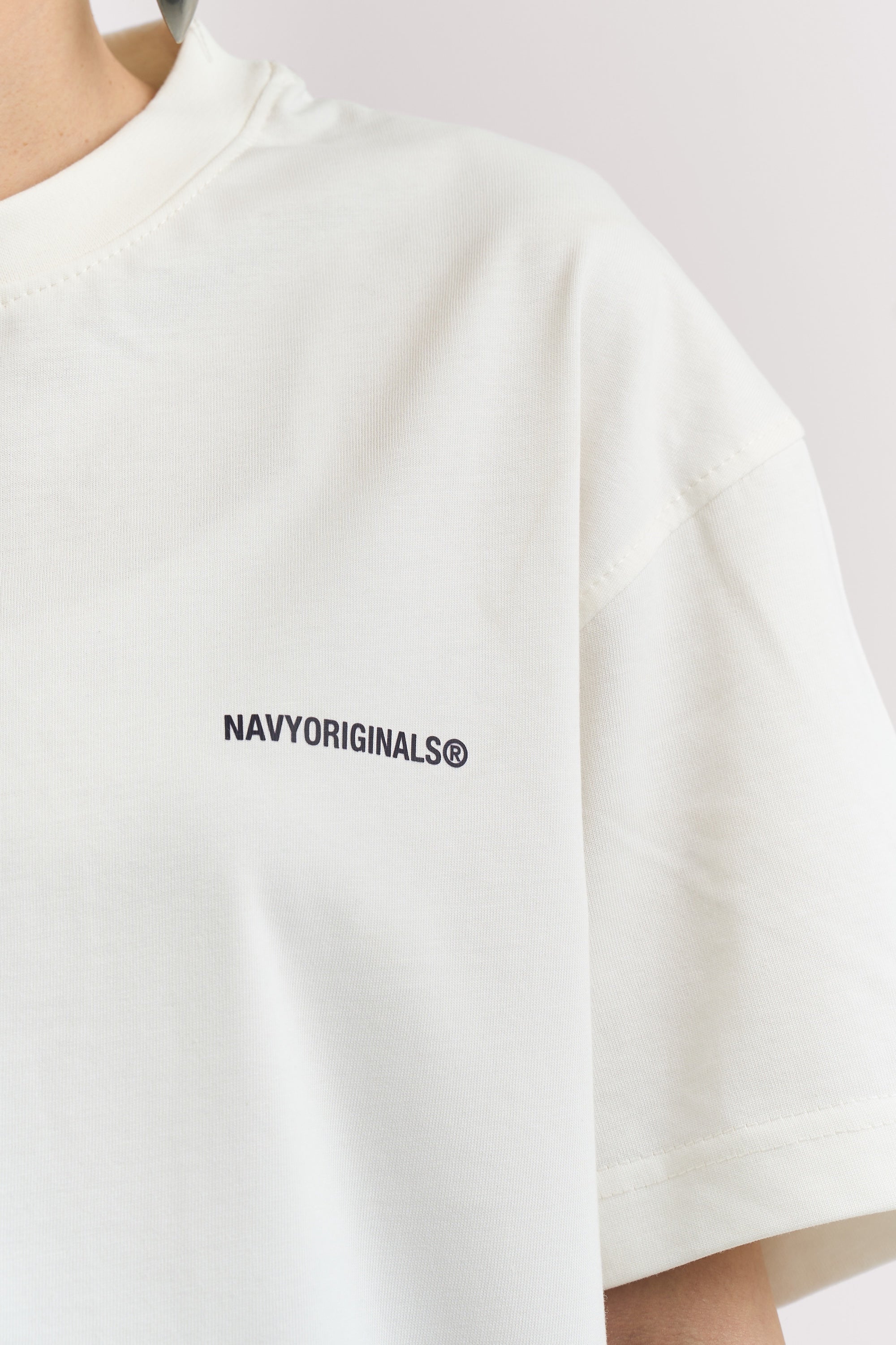WHITE BASIC T-SHIRT