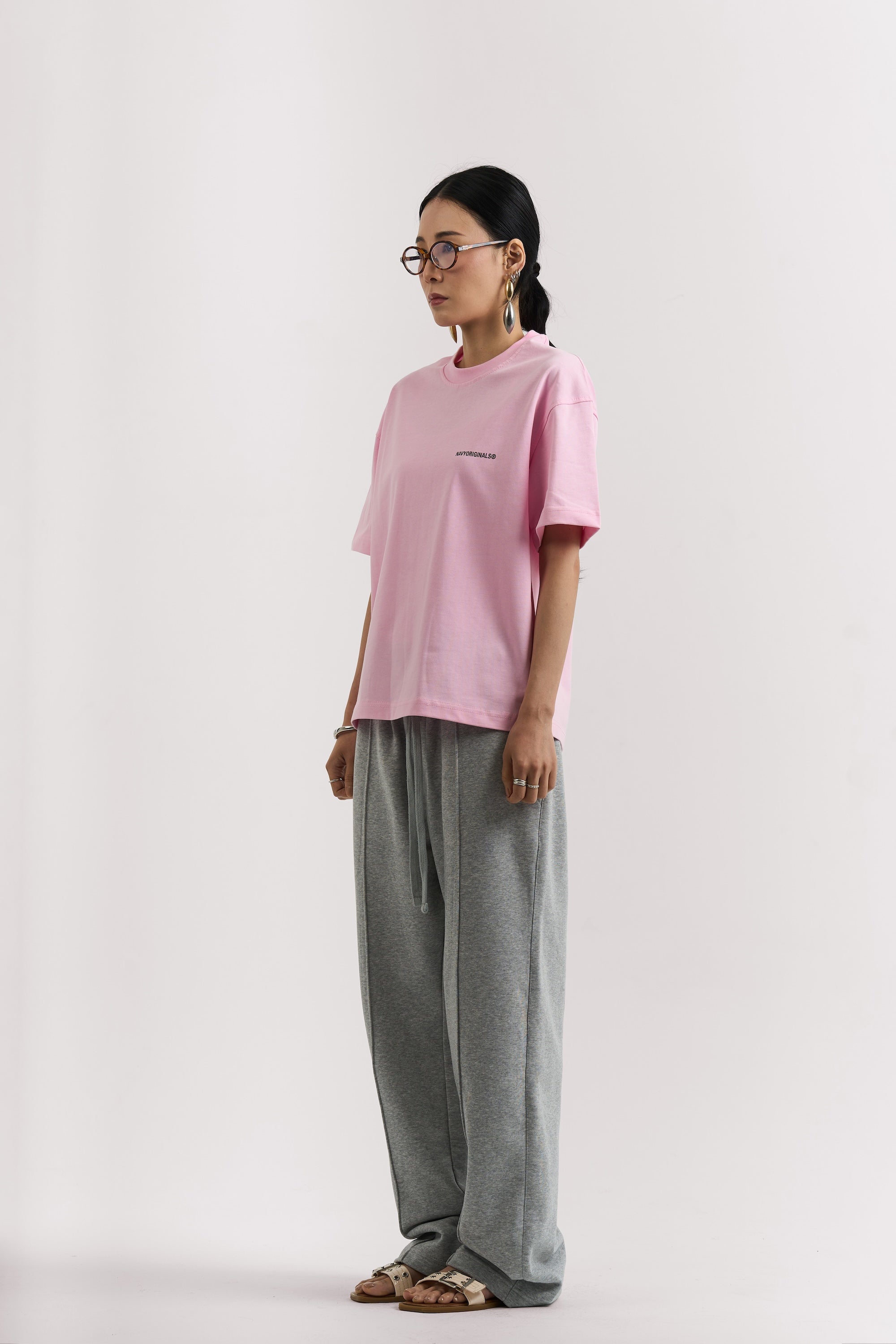 GREY ESSENTIAL SWEATPANTS