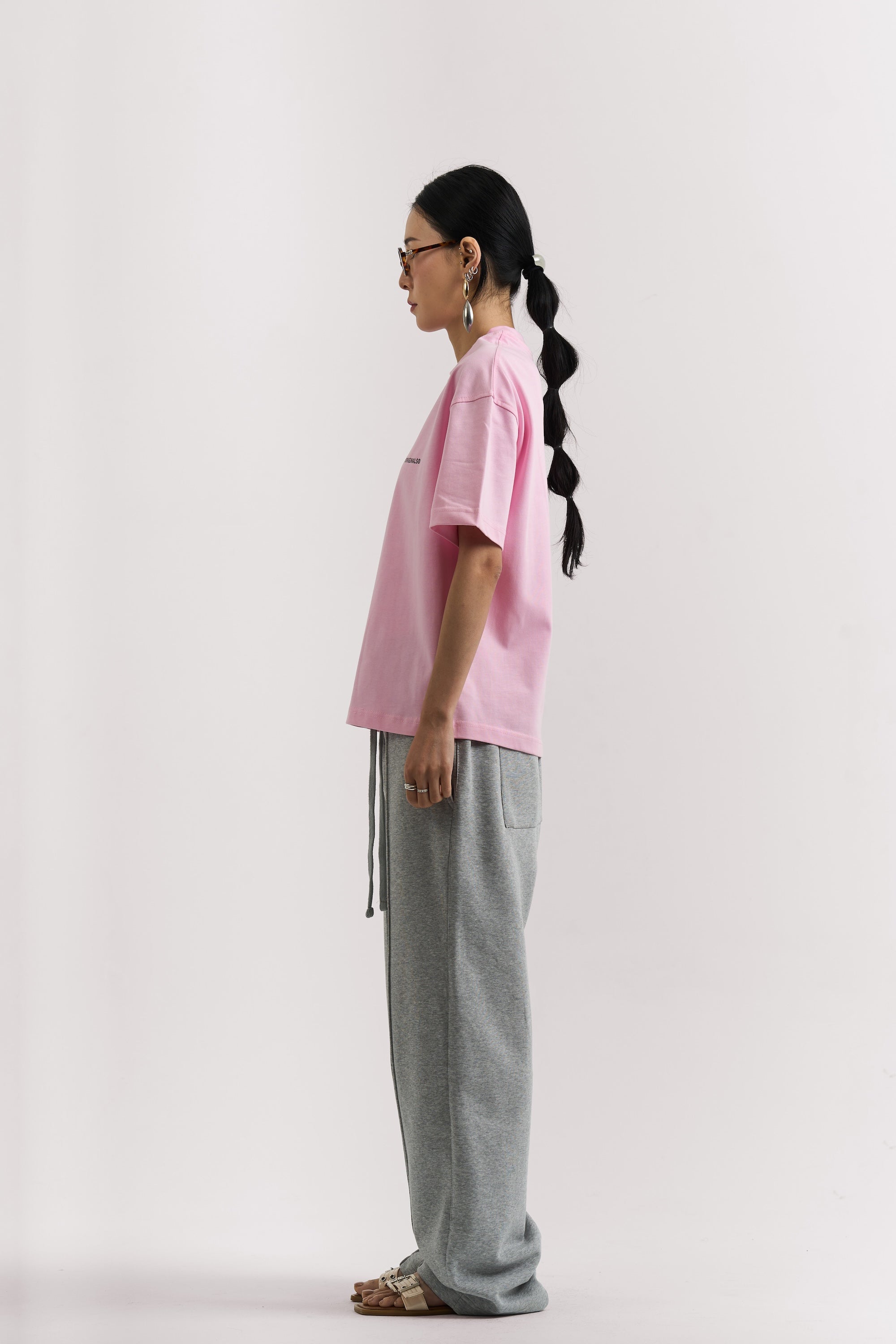 GREY ESSENTIAL SWEATPANTS