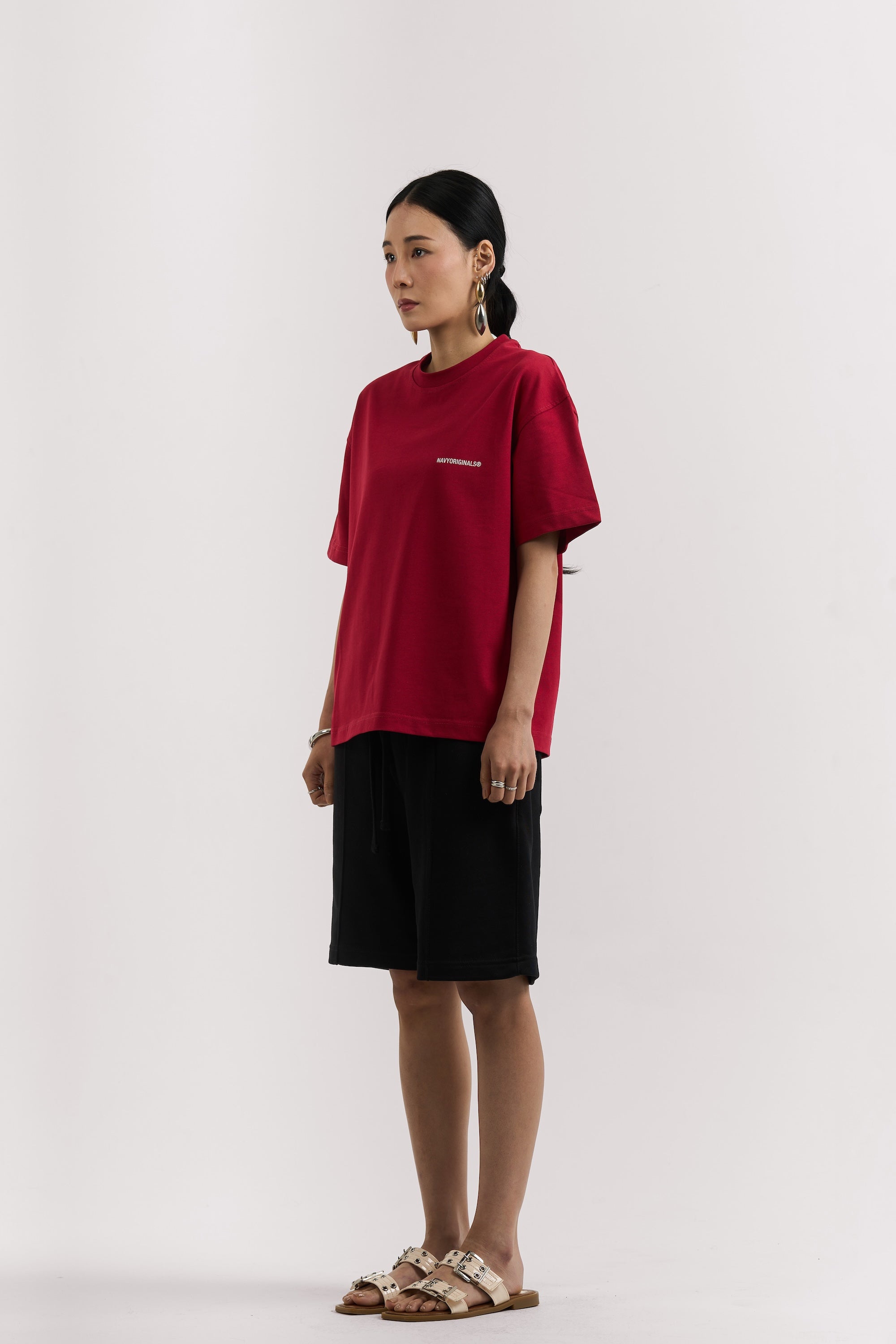 BLACK ESSENTIAL SHORT